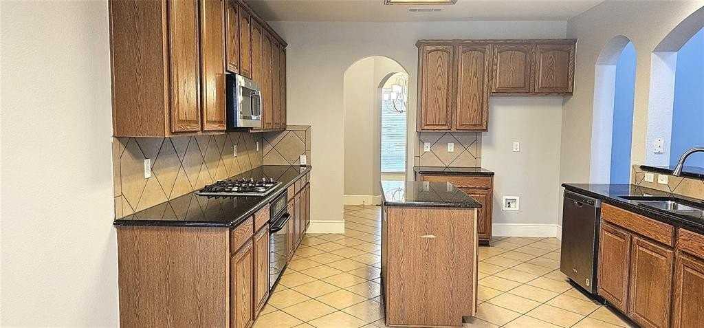 6901 Millerd Pond Dr - Photo 5 of 16