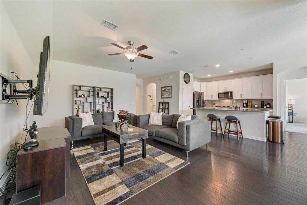 2922 Ash Ave - Photo 7 of 28