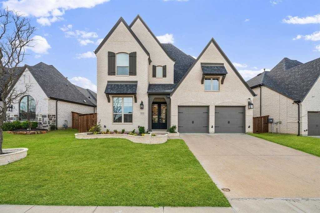 8213 Legacy Oak Dr - Photo 2 of 40