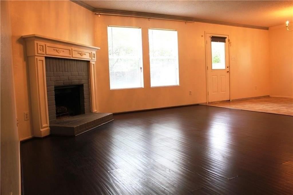 2609 Peach Dr - Photo 2 of 8