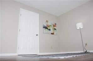 2410 Royal Acres Dr - Photo 6 of 13