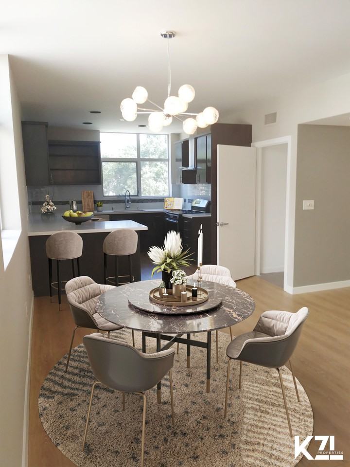 14224 Riverside Drive - Photo 2 of 16