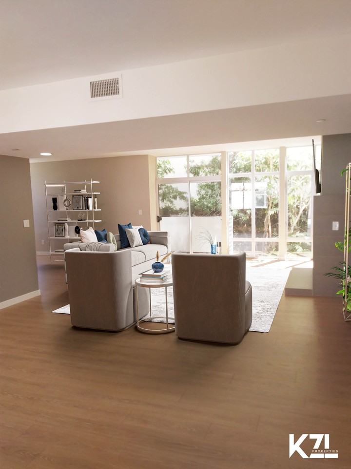 14224 Riverside Drive - Photo 3 of 16