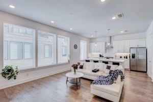 featured image of 114 E Chester Ct