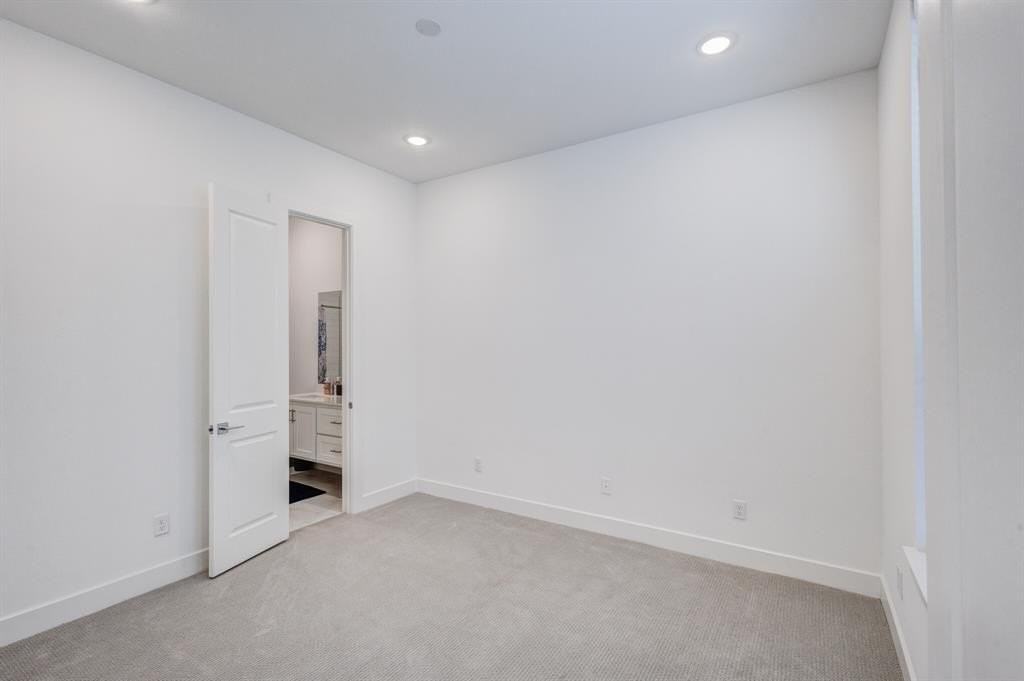 114 E Chester Ct - Photo 6 of 31