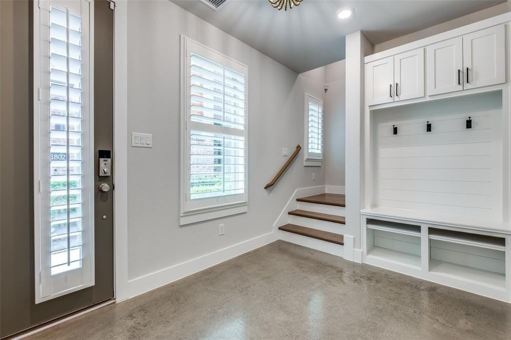 1805 Granite Falls Ct - Photo 3 of 26