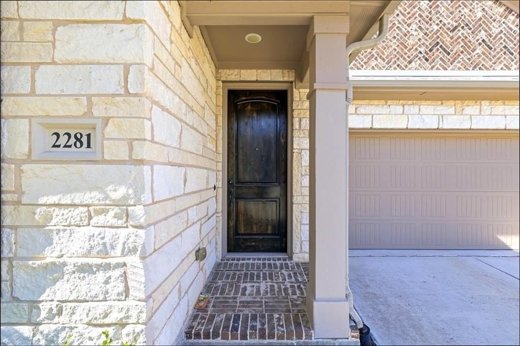 2281 Red Mule Ln - Photo 6 of 37
