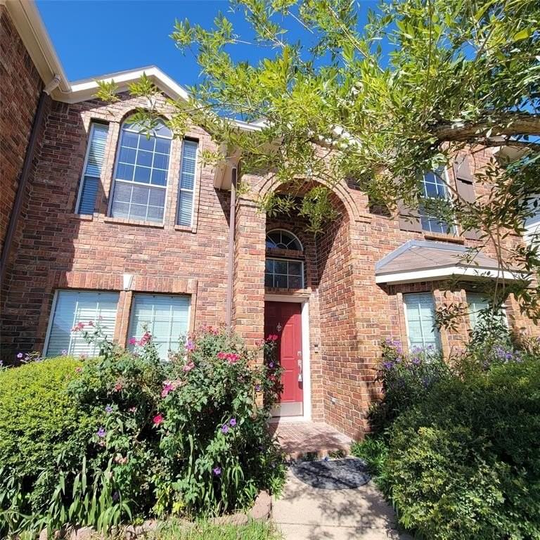 5400 Meadow Valley Dr - Photo 2 of 30