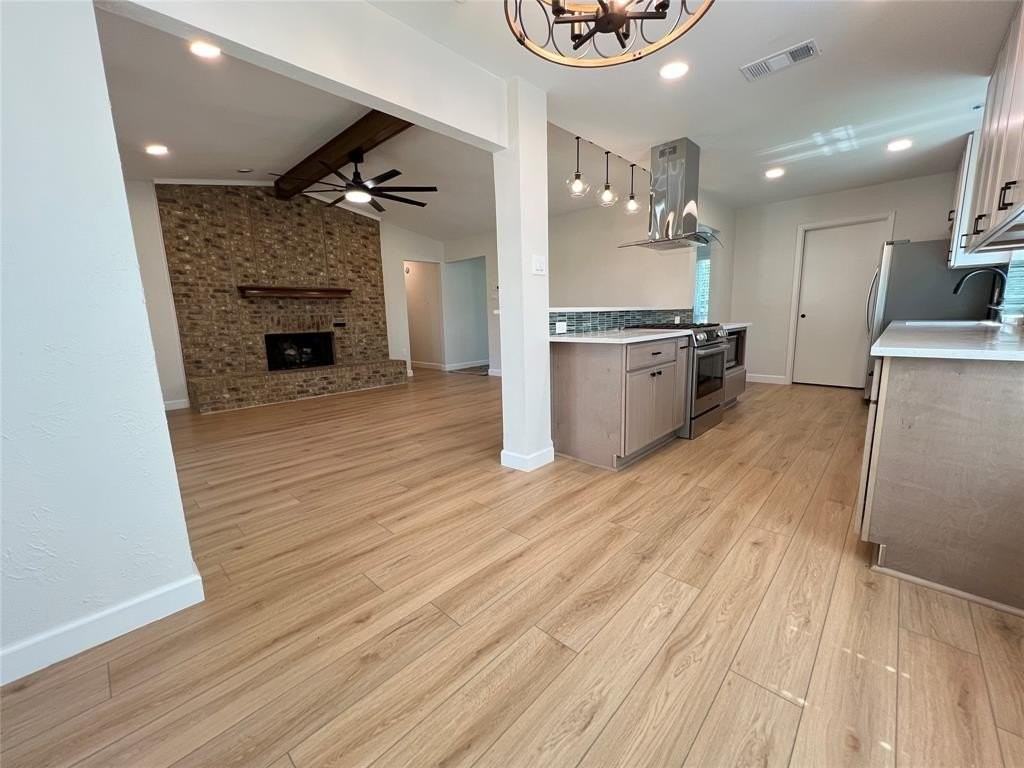 1842 Juniper Ln - Photo 6 of 21