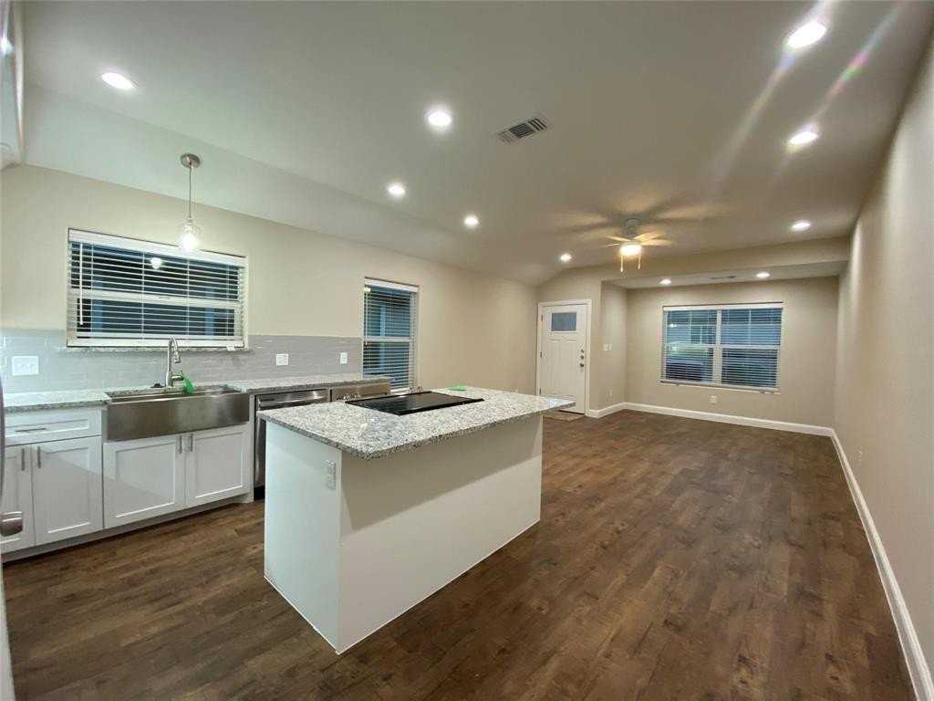 804 N Broughton St #804 - Photo 7 of 21