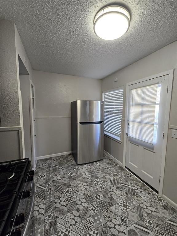 4738 El Campo Ave #5 - Photo 7 of 11