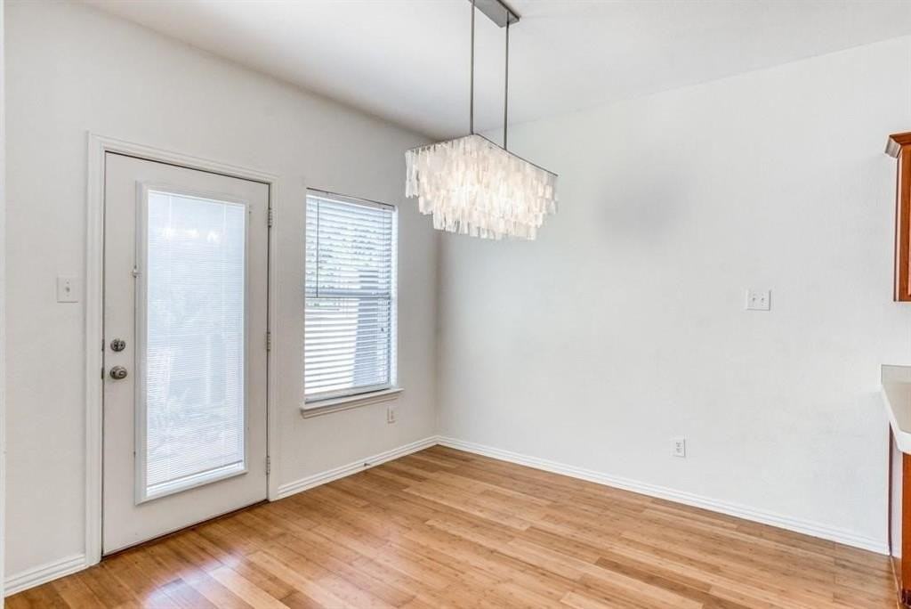3301 Paisano Trl - Photo 4 of 24