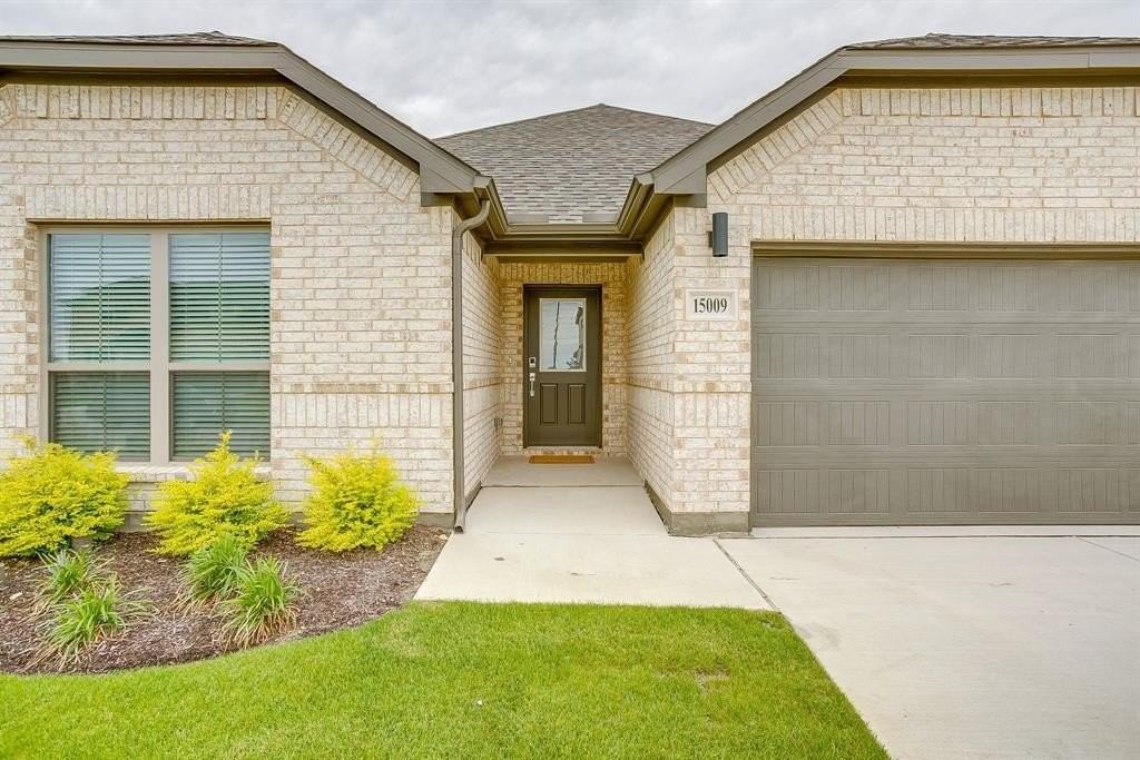 15009 Cactus Blossom Blvd - Photo 2 of 20