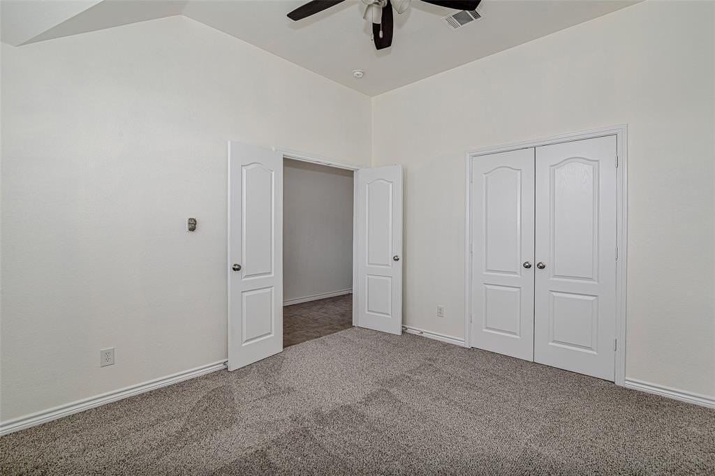 1140 Hidden Meadow Dr - Photo 2 of 26