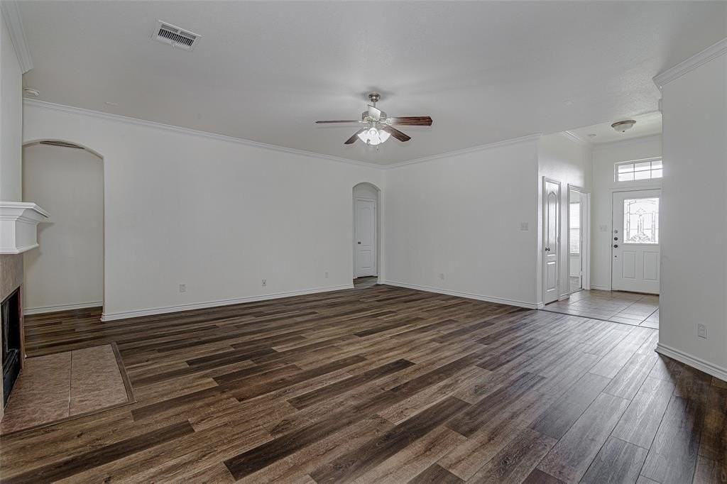 1140 Hidden Meadow Dr - Photo 4 of 26
