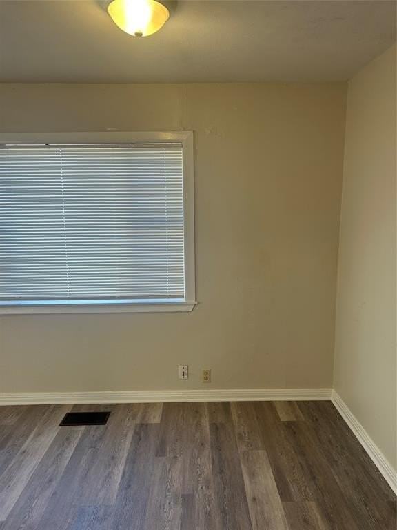 924 S Lee Ave - Photo 5 of 21