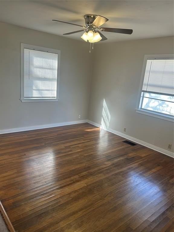 924 S Lee Ave - Photo 6 of 21
