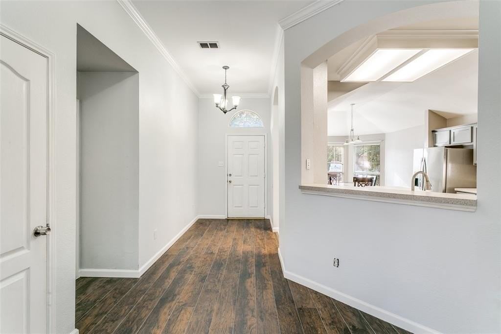 2408 Graystone Ln - Photo 5 of 17