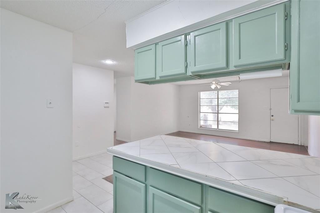 2318 Westwood Dr - Photo 6 of 23