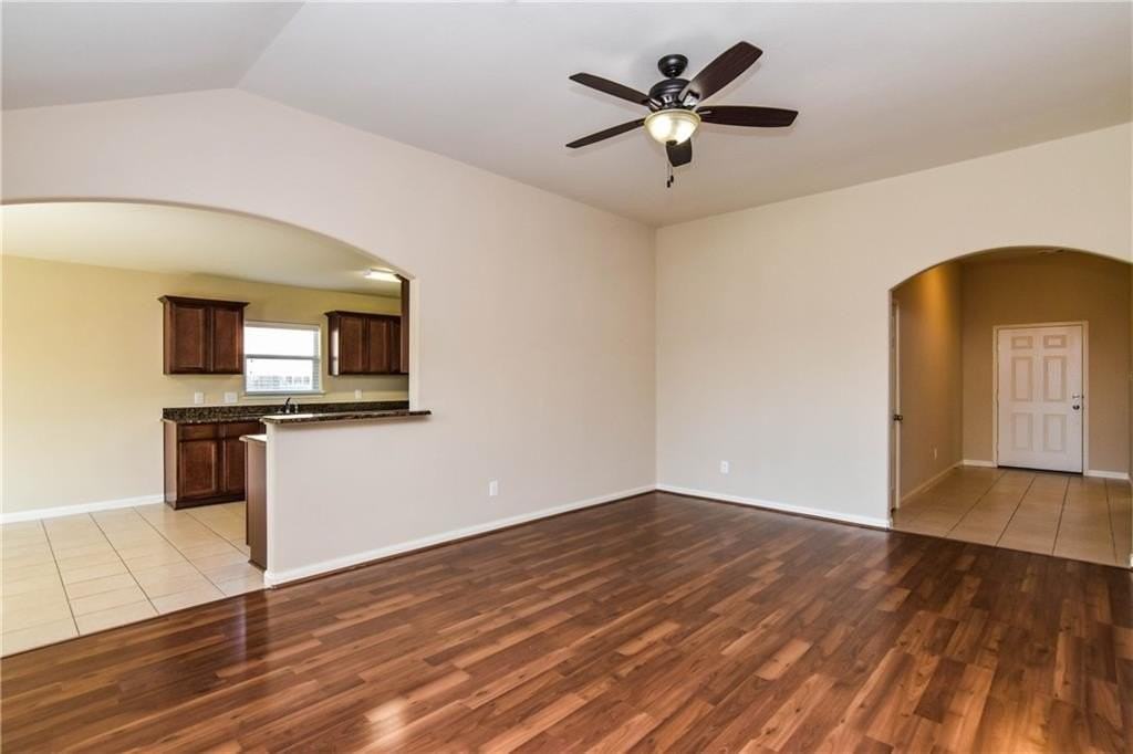 216 Mill St - Photo 3 of 22