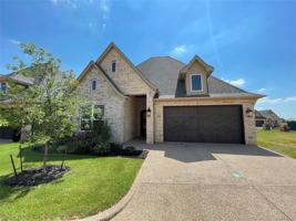 featured image of 2405 Vineyard Dr