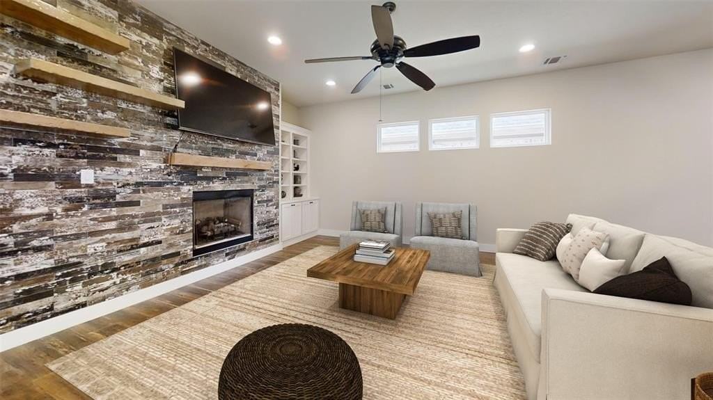 2405 Vineyard Dr - Photo 4 of 30