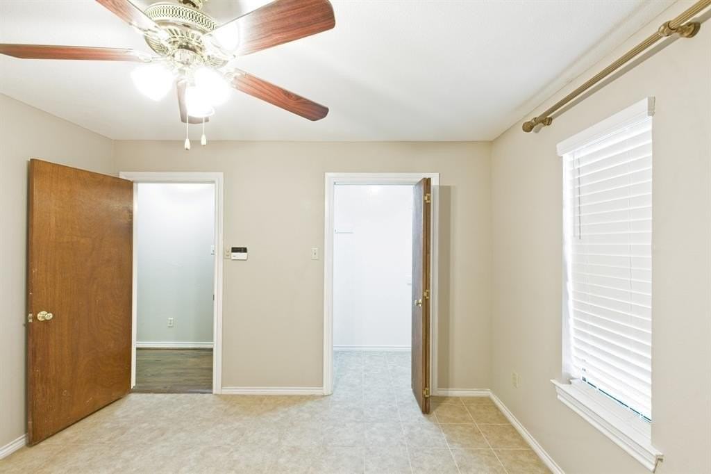 2312 Rockhill Rd - Photo 2 of 40