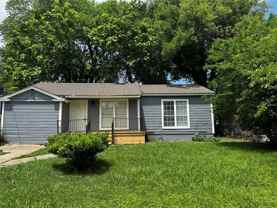 1717 Hemphill Dr - Photo 1 of 1