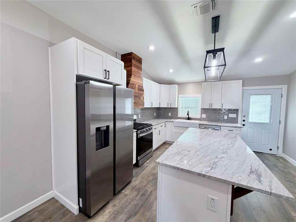710 N Rusk St - Photo 3 of 34