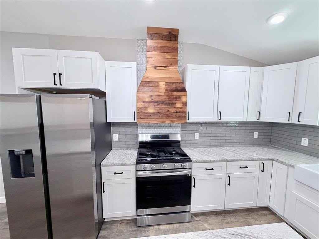 710 N Rusk St - Photo 4 of 34