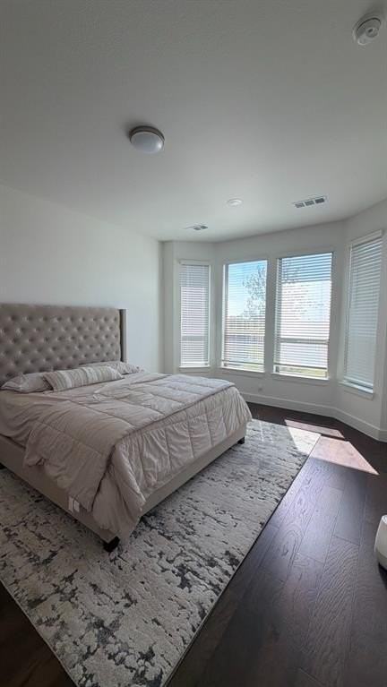 2105 Halkin Rd - Photo 3 of 12