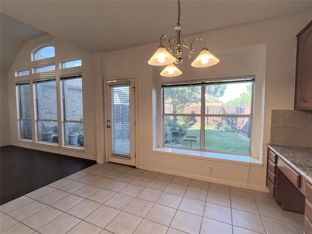 702 Willow Ridge Ct - Photo 6 of 18