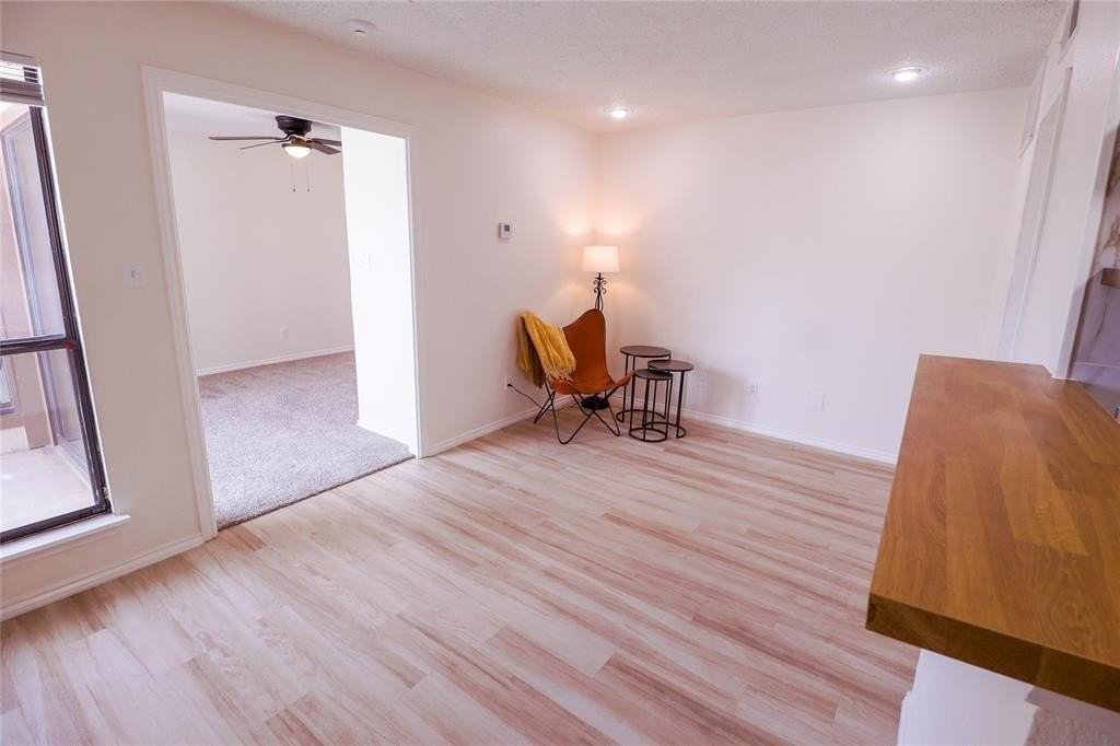 2309 Balsam Dr - Photo 3 of 9