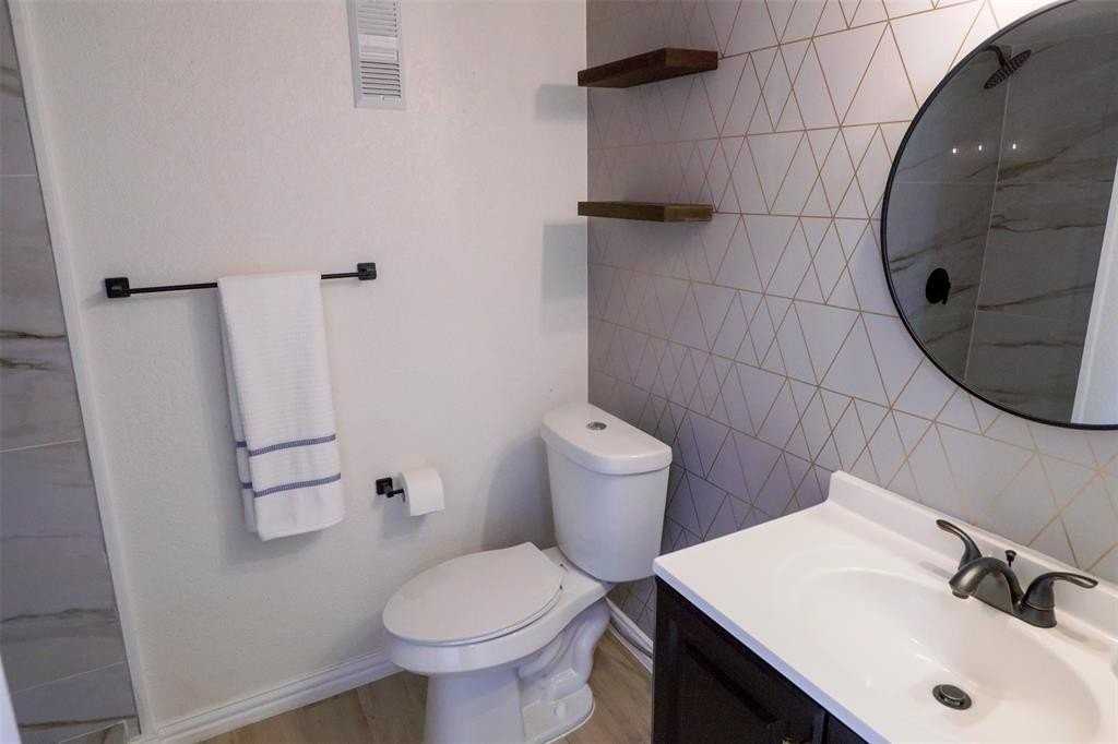 2309 Balsam Dr - Photo 6 of 9