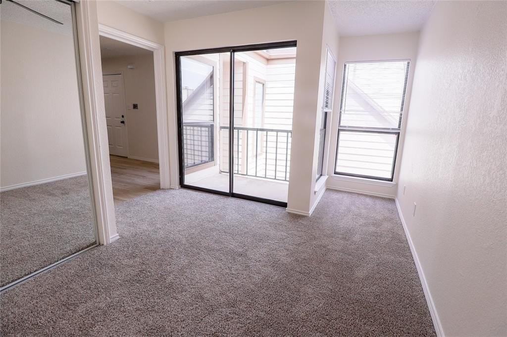 2309 Balsam Dr - Photo 7 of 9