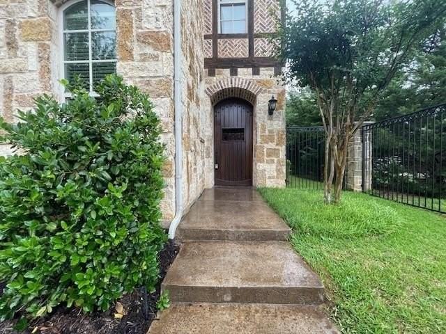 420 Palladian Blvd - Photo 5 of 39