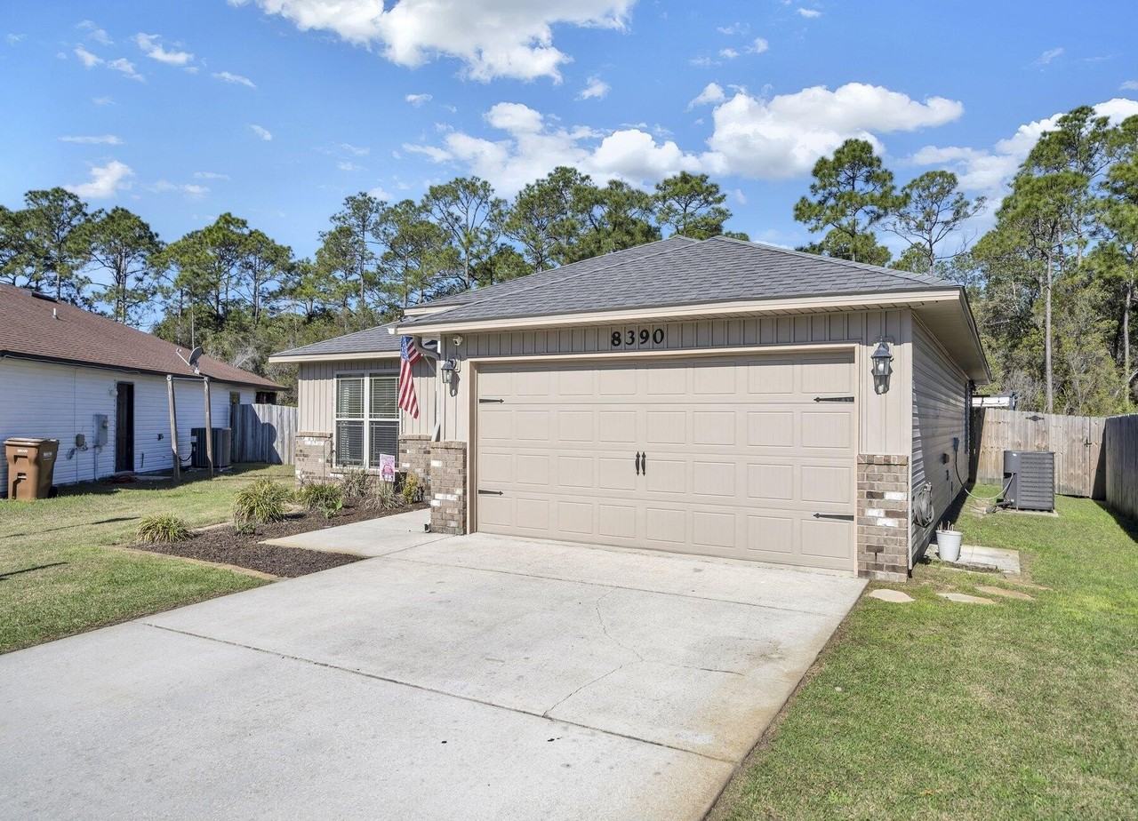 8390 Island Dr - Photo 5 of 50