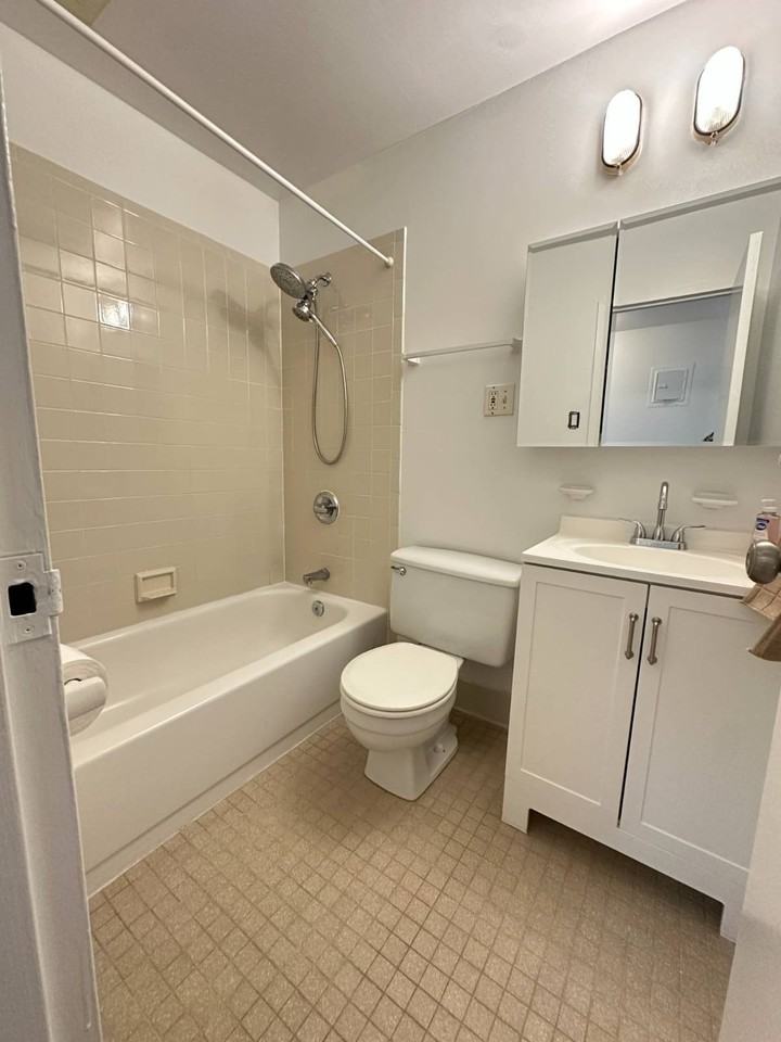 55 President St #23AG - Photo 5 of 7