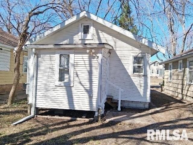 316 E Melbourne Ave - Photo 3 of 11