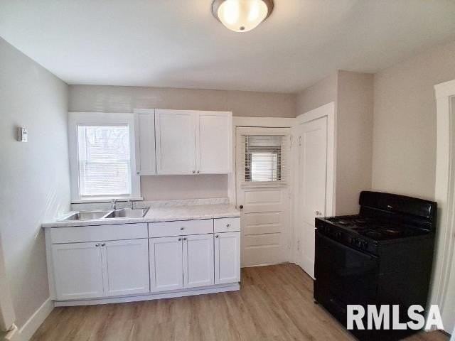 316 E Melbourne Ave - Photo 5 of 11