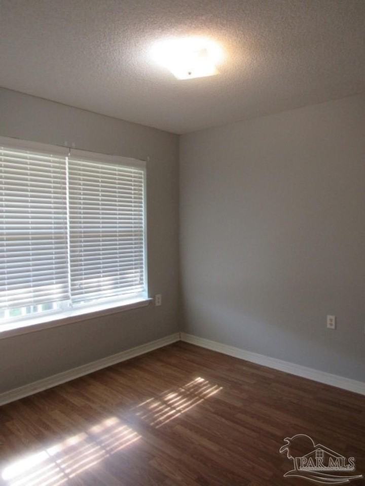 3024 Flintlock Dr - Photo 2 of 11