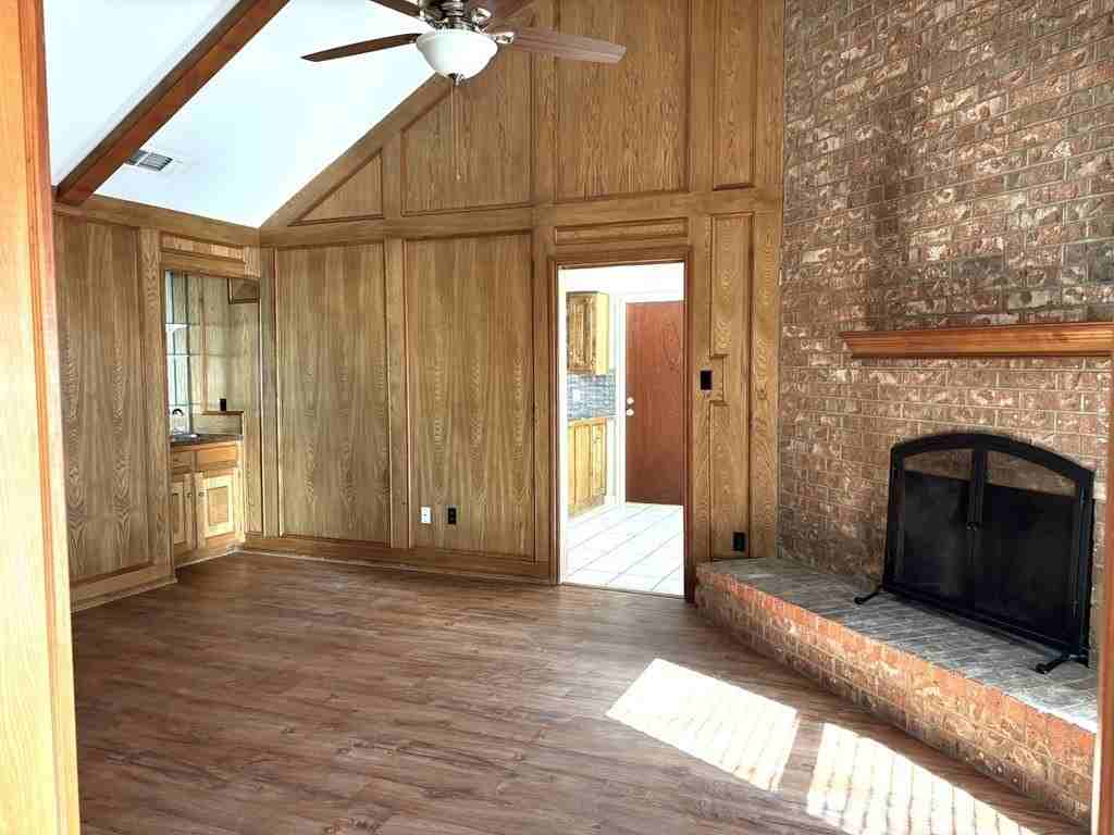 4704 Dentcrest Dr #A - Photo 3 of 16