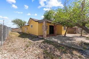 909 S Mineola St - Photo 1 of 1