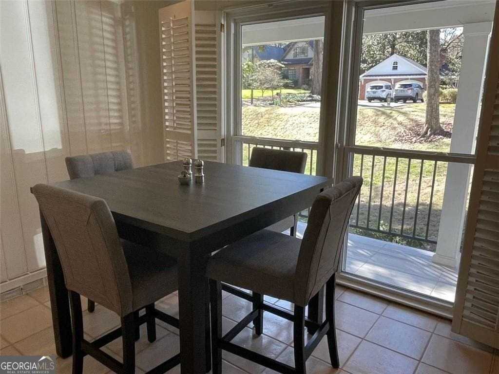 370 Herrington Dr Ne - Photo 2 of 35
