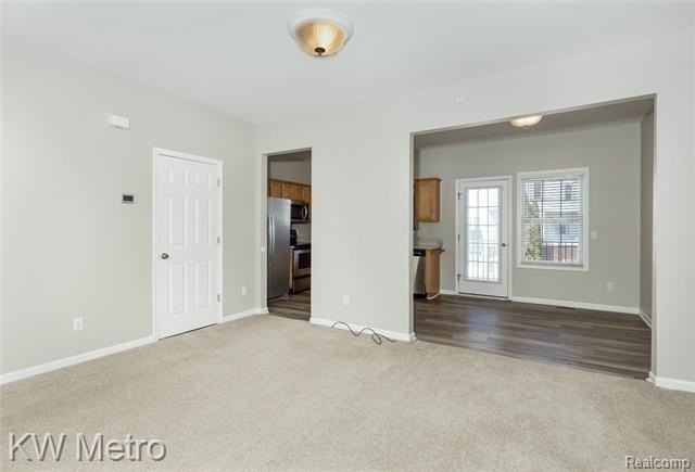 788 Eagle Dr - Photo 7 of 37