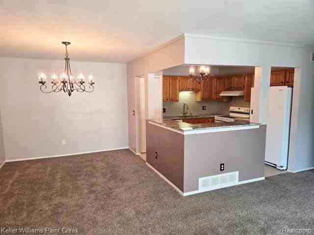 38565 Golfview Dr W - Photo 7 of 24