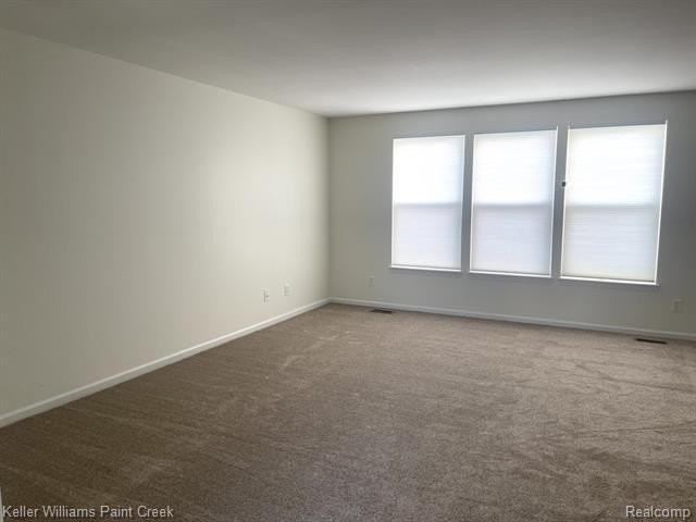 1554 Meadow Ridge Dr - Photo 2 of 15
