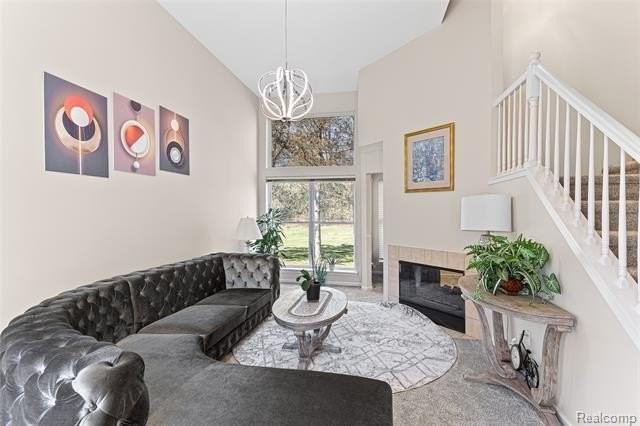 1033 Calpernia - Photo 4 of 50