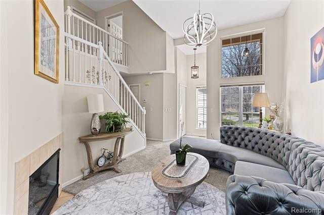 1033 Calpernia - Photo 5 of 50