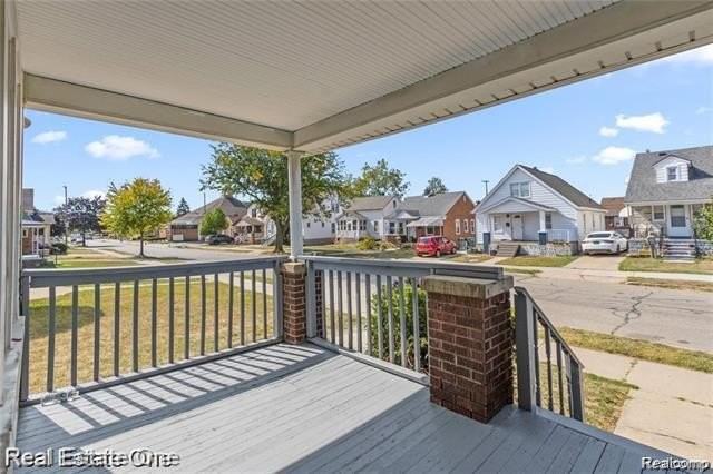 5444 Kenilworth St - Photo 2 of 12